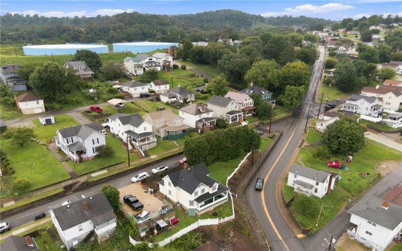 426 Shady Avenue, 15022, 15022, 4 Bedrooms Bedrooms, 9 Rooms Rooms,1.2 BathroomsBathrooms,Residential,For Sale,Shady Avenue,1770845