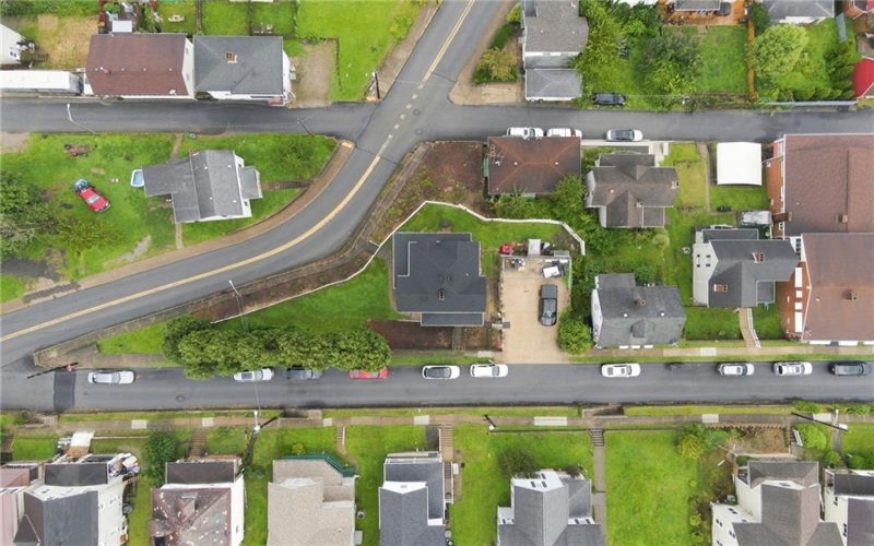 426 Shady Avenue, 15022, 15022, 4 Bedrooms Bedrooms, 9 Rooms Rooms,1.2 BathroomsBathrooms,Residential,For Sale,Shady Avenue,1770845