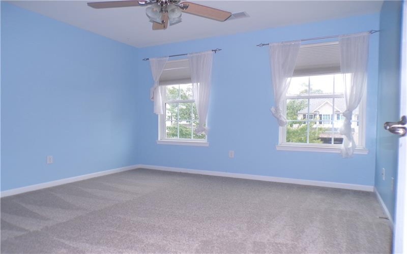 301 Maple Ridge Dr, Canonsburg, 15317, 3 Bedrooms Bedrooms, ,2.1 BathroomsBathrooms,Residential,For Sale,Maple Ridge Dr,1770894
