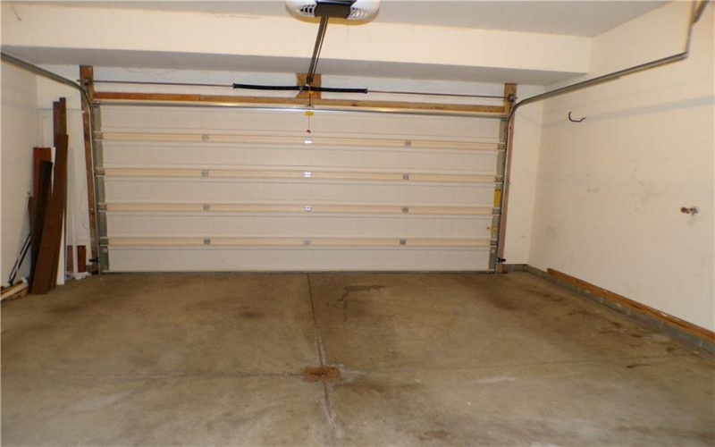 301 Maple Ridge Dr, Canonsburg, 15317, 3 Bedrooms Bedrooms, ,2.1 BathroomsBathrooms,Residential,For Sale,Maple Ridge Dr,1770894