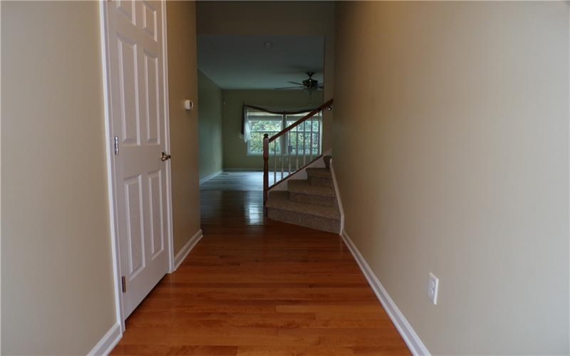 301 Maple Ridge Dr, Canonsburg, 15317, 3 Bedrooms Bedrooms, ,2.1 BathroomsBathrooms,Residential,For Sale,Maple Ridge Dr,1770894