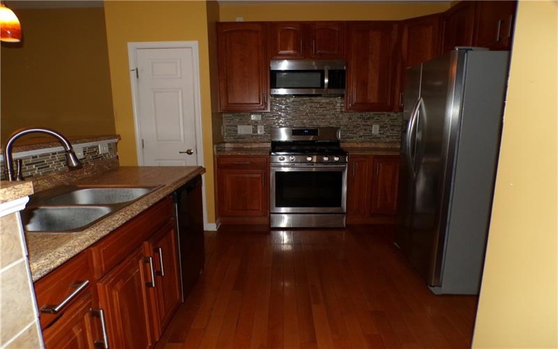 301 Maple Ridge Dr, Canonsburg, 15317, 3 Bedrooms Bedrooms, ,2.1 BathroomsBathrooms,Residential,For Sale,Maple Ridge Dr,1770894