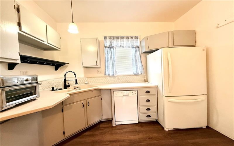 17 Johnson Rd, Houston, 15342, 3 Bedrooms Bedrooms, ,2 BathroomsBathrooms,Residential,For Sale,Johnson Rd,1770945