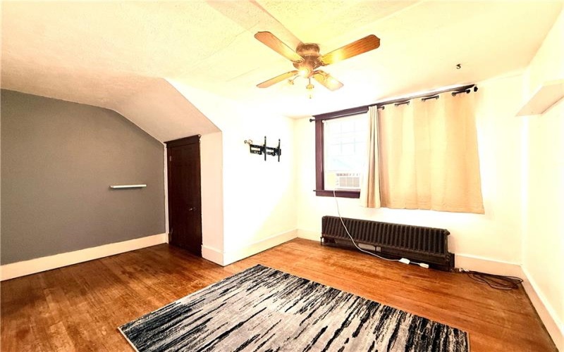 17 Johnson Rd, Houston, 15342, 3 Bedrooms Bedrooms, ,2 BathroomsBathrooms,Residential,For Sale,Johnson Rd,1770945
