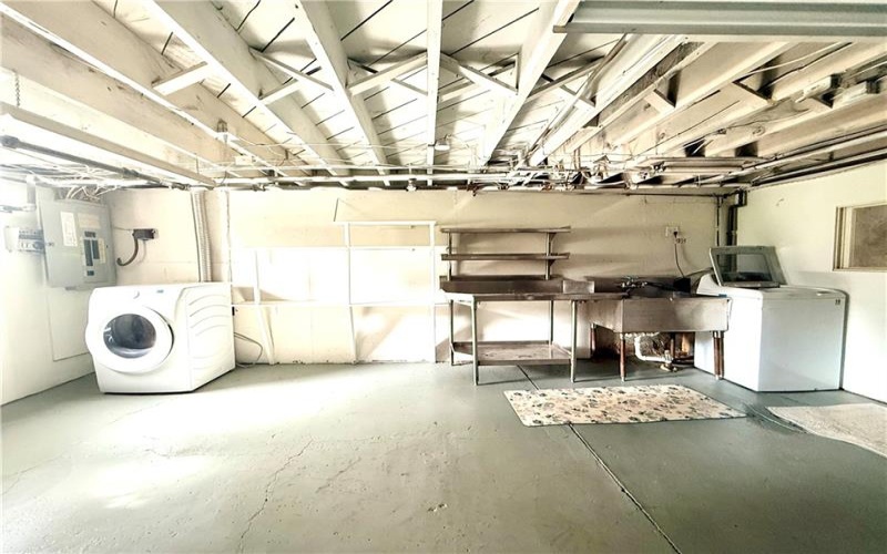 17 Johnson Rd, Houston, 15342, 3 Bedrooms Bedrooms, ,2 BathroomsBathrooms,Residential,For Sale,Johnson Rd,1770945