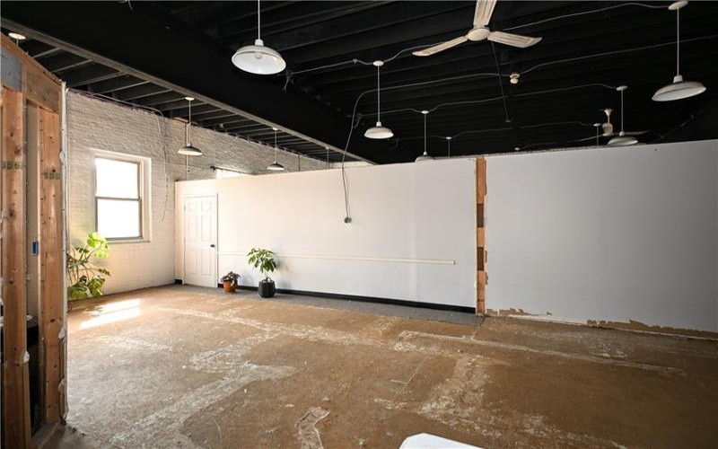 230 Mckean Ave, Charleroi, 15022, ,Commercial-industrial-business,For Sale,Mckean Ave,1770970