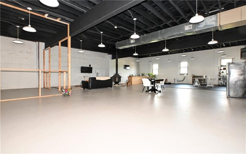 230 Mckean Ave, Charleroi, 15022, ,Commercial-industrial-business,For Sale,Mckean Ave,1770970
