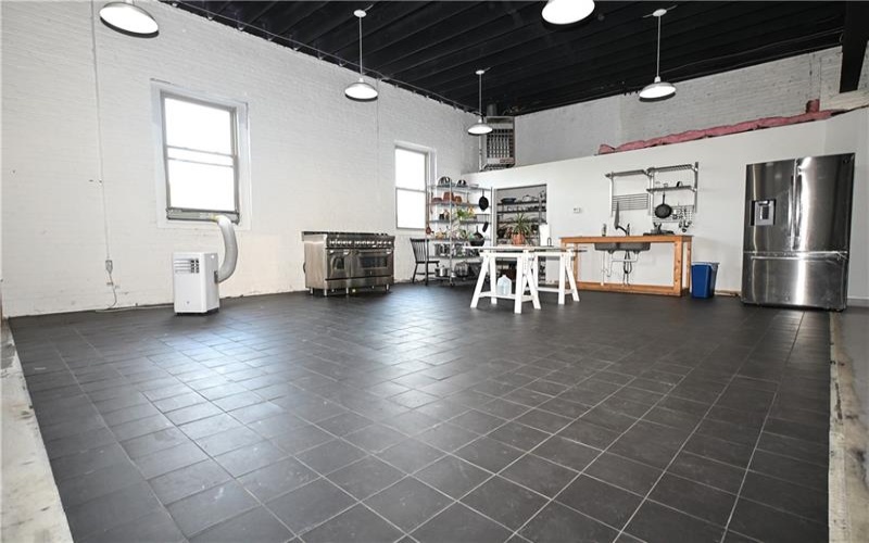 230 Mckean Ave, Charleroi, 15022, ,Commercial-industrial-business,For Sale,Mckean Ave,1770970