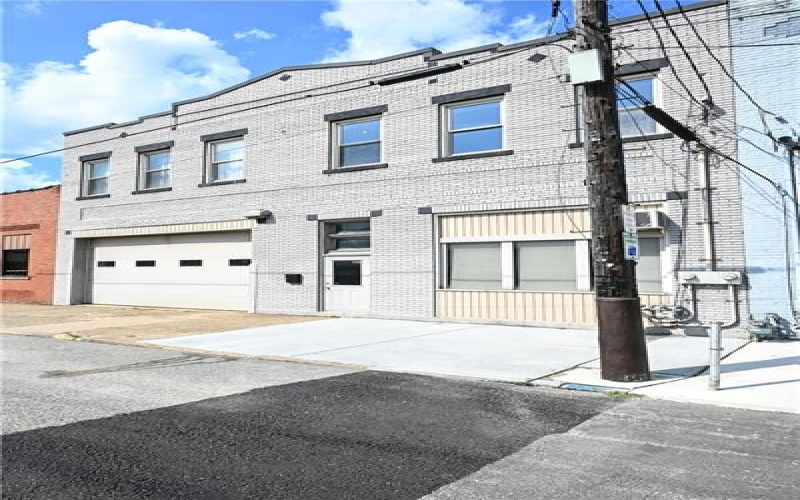 230 Mckean Ave, Charleroi, 15022, ,Commercial-industrial-business,For Sale,Mckean Ave,1770970