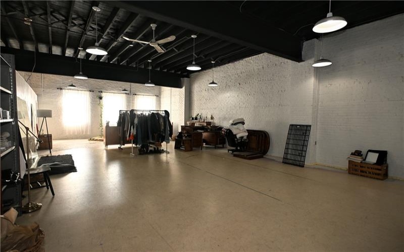 230 Mckean Ave, Charleroi, 15022, ,Commercial-industrial-business,For Sale,Mckean Ave,1770970