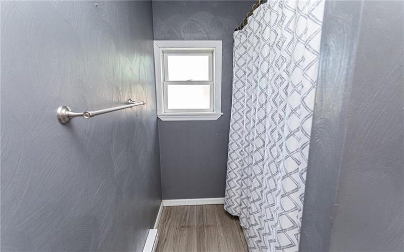 1212 Vine St, Connellsville, 15425, 3 Bedrooms Bedrooms, ,2 BathroomsBathrooms,Residential,For Sale,Vine St,1770986