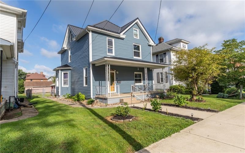 1212 Vine St, Connellsville, 15425, 3 Bedrooms Bedrooms, ,2 BathroomsBathrooms,Residential,For Sale,Vine St,1770986