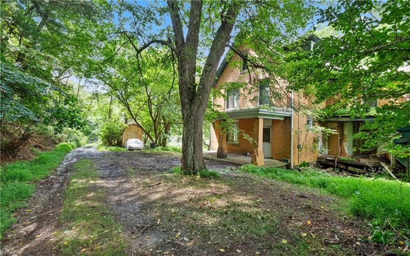 5740 Mamont Rd, Murrysville, 15668, 4 Bedroom Bedrooms, ,Residential,For Sale,Mamont Rd,1770992