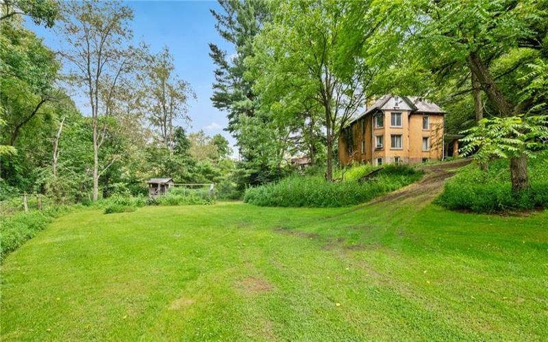 5740 Mamont Rd, Murrysville, 15668, 4 Bedroom Bedrooms, ,Residential,For Sale,Mamont Rd,1770992