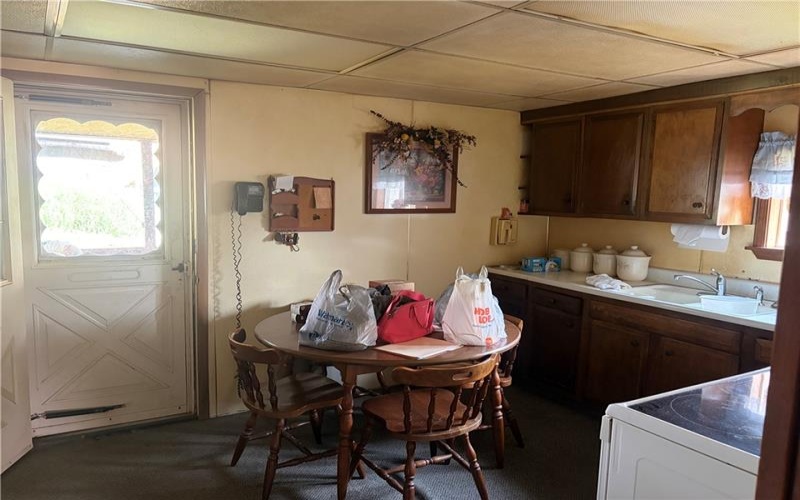 260 6th St, California, 15419, 2 Bedrooms Bedrooms, 6 Rooms Rooms,1 BathroomBathrooms,Residential,For Sale,6th St,1771004