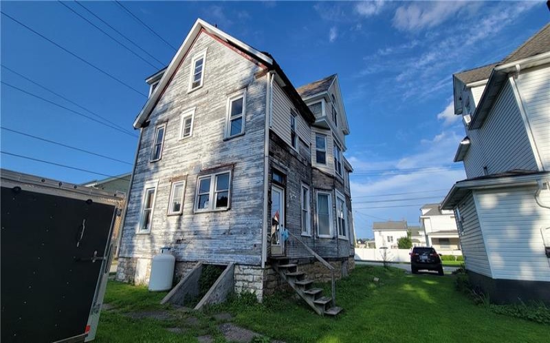 602 Center Avenue, Somerset, 15501, 2 Bedrooms Bedrooms, ,2 BathroomsBathrooms,Residential,For Sale,Center Avenue,1771005