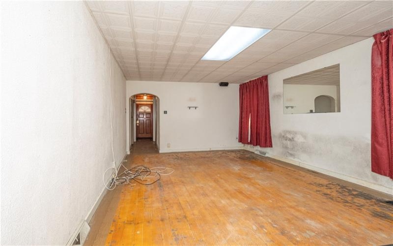 123 Smith St, Canonsburg, 15317, 4 Bedrooms Bedrooms, ,1 BathroomBathrooms,Residential,For Sale,Smith St,1761523