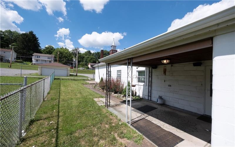 123 Smith St, Canonsburg, 15317, 4 Bedrooms Bedrooms, ,1 BathroomBathrooms,Residential,For Sale,Smith St,1761523