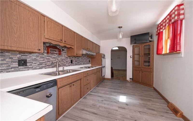 123 Smith St, Canonsburg, 15317, 4 Bedrooms Bedrooms, ,1 BathroomBathrooms,Residential,For Sale,Smith St,1761523