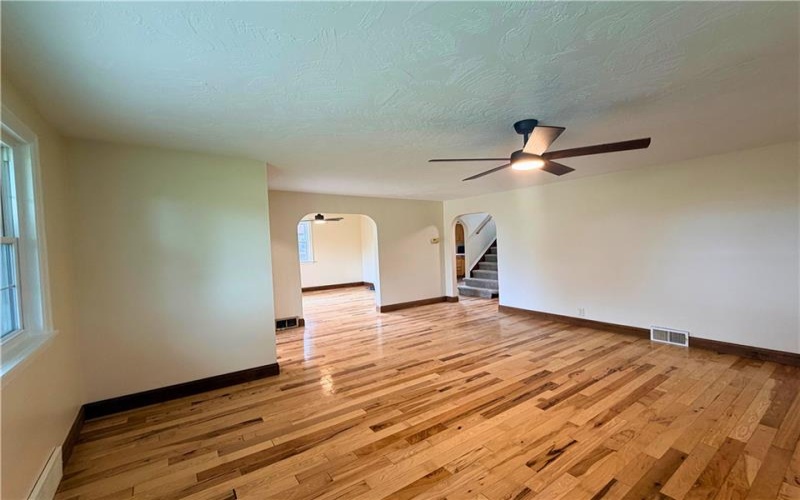 1166 Main St, Washington, 15301, 3 Bedrooms Bedrooms, 7 Rooms Rooms,1.1 BathroomsBathrooms,Residential,For Sale,Main St,1762381
