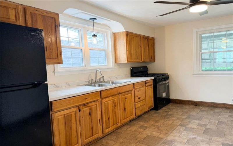 1166 Main St, Washington, 15301, 3 Bedrooms Bedrooms, 7 Rooms Rooms,1.1 BathroomsBathrooms,Residential,For Sale,Main St,1762381