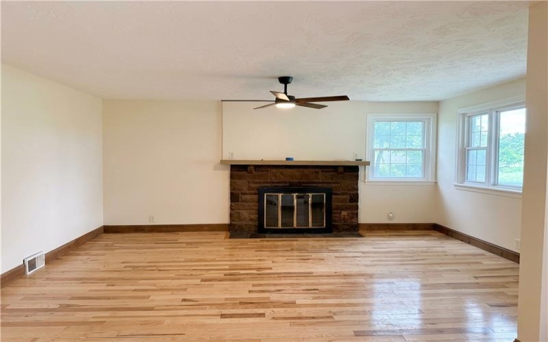 1166 Main St, Washington, 15301, 3 Bedrooms Bedrooms, 7 Rooms Rooms,1.1 BathroomsBathrooms,Residential,For Sale,Main St,1762381