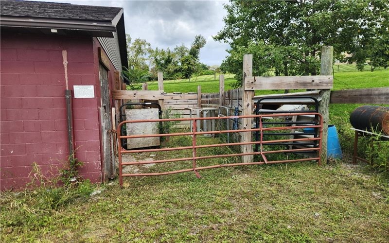 534 N Eighty Eight Rd, Carmichaels, 15320, ,Commercial-industrial-business,For Sale,N Eighty Eight Rd,1770498