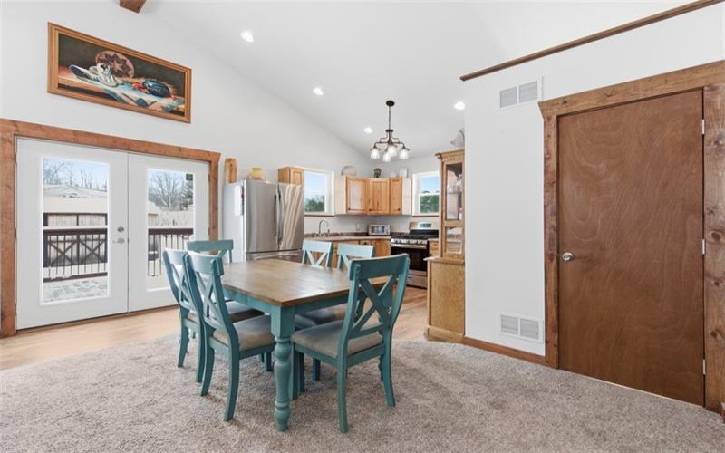 2976 Henderson Road, Washington, 15301, 6 Bedrooms Bedrooms, 14 Rooms Rooms,3 BathroomsBathrooms,Residential,For Sale,Henderson Road,1770724