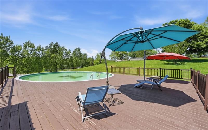 2976 Henderson Road, Washington, 15301, 6 Bedrooms Bedrooms, 14 Rooms Rooms,3 BathroomsBathrooms,Residential,For Sale,Henderson Road,1770724