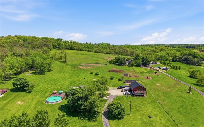 2976 Henderson Road, Washington, 15301, 6 Bedrooms Bedrooms, 14 Rooms Rooms,3 BathroomsBathrooms,Residential,For Sale,Henderson Road,1770724