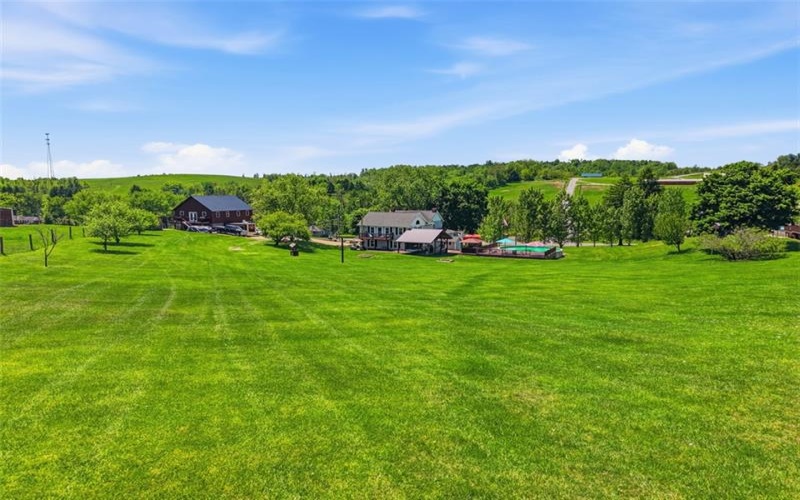 2976 Henderson Road, Washington, 15301, 6 Bedrooms Bedrooms, 14 Rooms Rooms,3 BathroomsBathrooms,Residential,For Sale,Henderson Road,1770724
