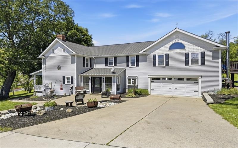 2976 Henderson Road, Washington, 15301, 6 Bedrooms Bedrooms, 14 Rooms Rooms,3 BathroomsBathrooms,Residential,For Sale,Henderson Road,1770724