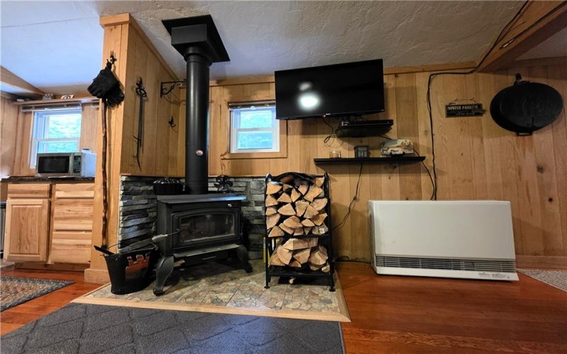 258 Mike Shawley Rd, Somerset, 15501, 1 Bedroom Bedrooms, 3 Rooms Rooms,1 BathroomBathrooms,Residential,For Sale,Mike Shawley Rd,1770971