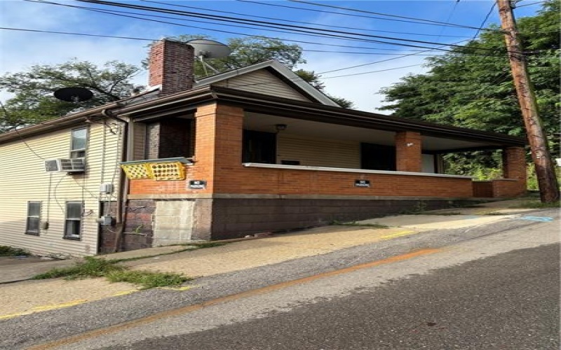 231 Barr Street, Canonsburg, 15317, 2 Bedrooms Bedrooms, ,1.1 BathroomsBathrooms,Residential,For Sale,Barr Street,1771012