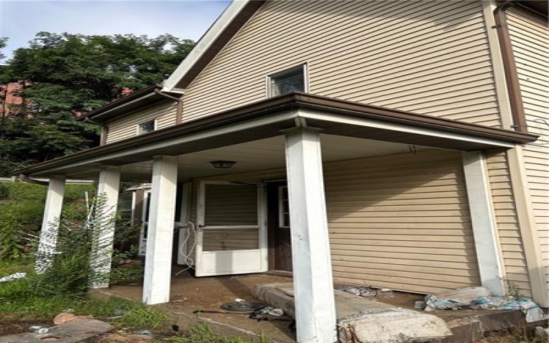 231 Barr Street, Canonsburg, 15317, 2 Bedrooms Bedrooms, ,1.1 BathroomsBathrooms,Residential,For Sale,Barr Street,1771012