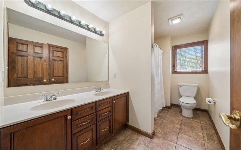 12288 Carmichael Circle, North Huntingdon, 15642, 5 Bedroom Bedrooms, 12 Room Rooms,3.1 BathroomBathrooms,Residential,For Sale,Carmichael Circle,1771043