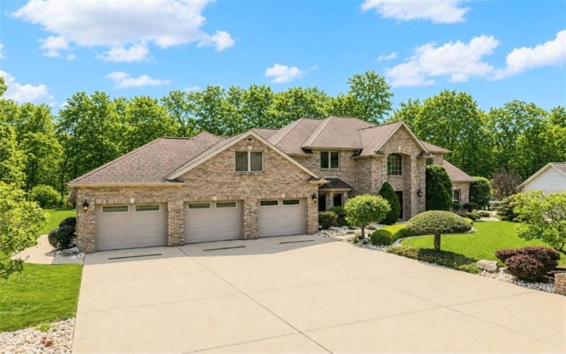 12288 Carmichael Circle, North Huntingdon, 15642, 5 Bedroom Bedrooms, 12 Room Rooms,3.1 BathroomBathrooms,Residential,For Sale,Carmichael Circle,1771043