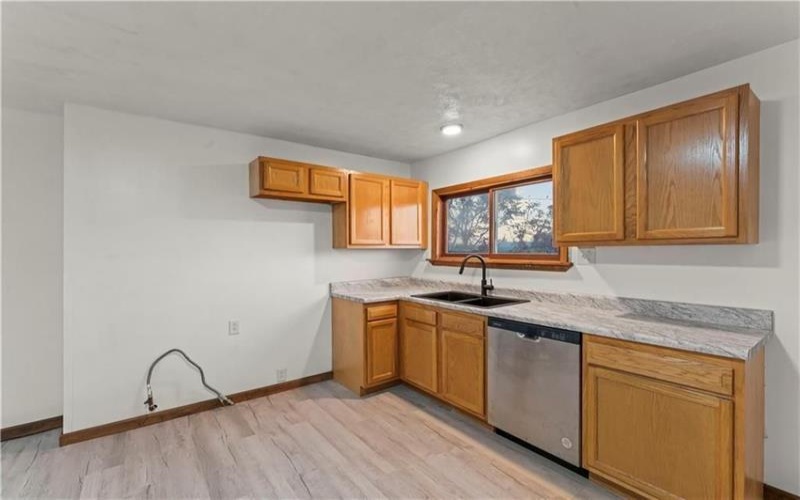 108 Oakwood AVENUE, Washington, 15301, 2 Bedrooms Bedrooms, ,1 BathroomBathrooms,Residential,For Sale,Oakwood,1771052