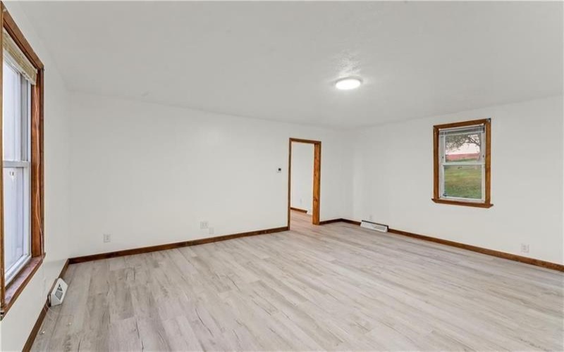 108 Oakwood AVENUE, Washington, 15301, 2 Bedrooms Bedrooms, ,1 BathroomBathrooms,Residential,For Sale,Oakwood,1771052