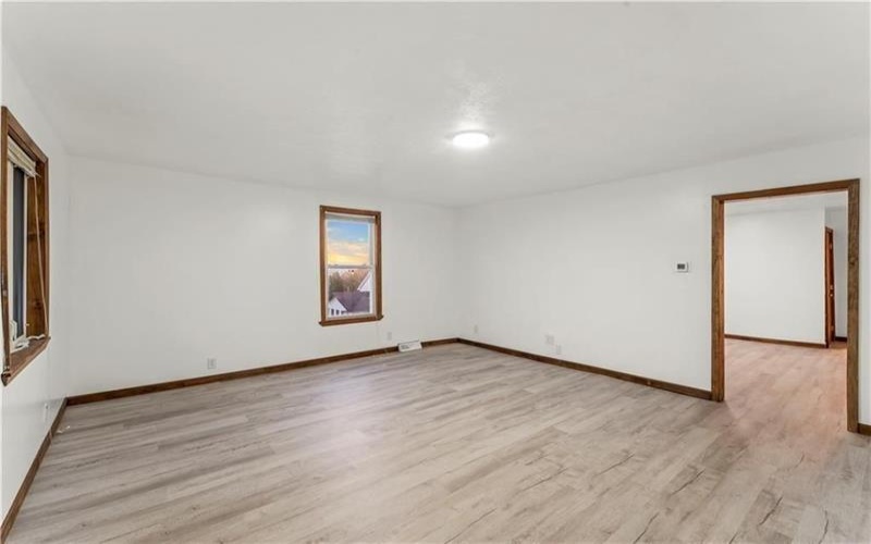 108 Oakwood AVENUE, Washington, 15301, 2 Bedrooms Bedrooms, ,1 BathroomBathrooms,Residential,For Sale,Oakwood,1771052