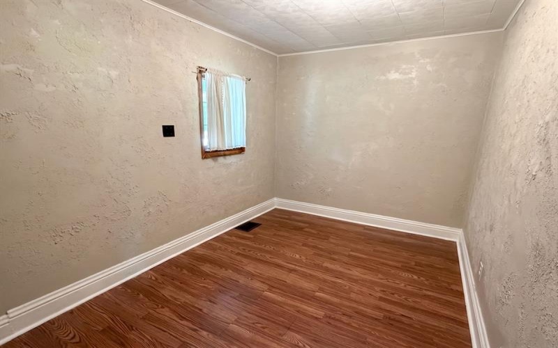 247 Railroad Street, Hyde Park, 15641, 3 Bedroom Bedrooms, 7 Room Rooms,2 BathroomBathrooms,Residential,For Sale,Railroad Street,1771058