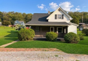 247 Railroad Street, Hyde Park, 15641, 3 Bedroom Bedrooms, 7 Room Rooms,2 BathroomBathrooms,Residential,For Sale,Railroad Street,1771058 247 Railroad Street, Hyde Park, 15641, 3 Bedroom Bedrooms, 7 Room Rooms,2 BathroomBathrooms,Residential,For Sale,Railroad Street,1771058