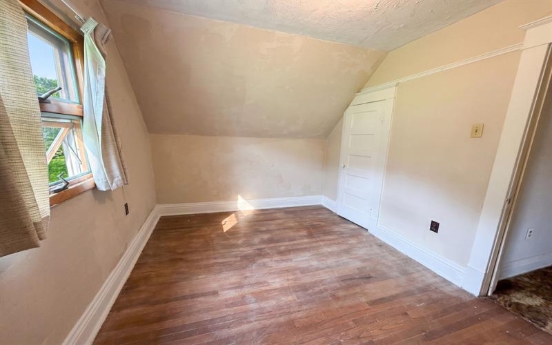 247 Railroad Street, Hyde Park, 15641, 3 Bedroom Bedrooms, 7 Room Rooms,2 BathroomBathrooms,Residential,For Sale,Railroad Street,1771058