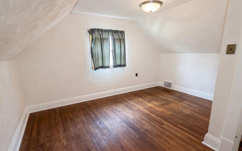 247 Railroad Street, Hyde Park, 15641, 3 Bedroom Bedrooms, 7 Room Rooms,2 BathroomBathrooms,Residential,For Sale,Railroad Street,1771058