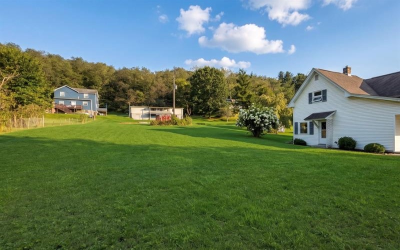 247 Railroad Street, Hyde Park, 15641, 3 Bedroom Bedrooms, 7 Room Rooms,2 BathroomBathrooms,Residential,For Sale,Railroad Street,1771058