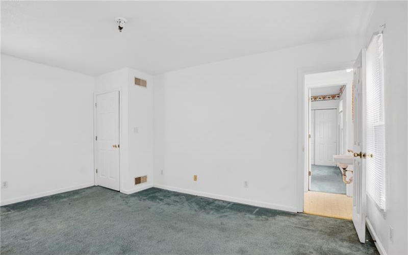15 Main St, Taylorstown, 15365, 2 Bedrooms Bedrooms, 7 Rooms Rooms,2.1 BathroomsBathrooms,Residential,For Sale,Main St,1745249