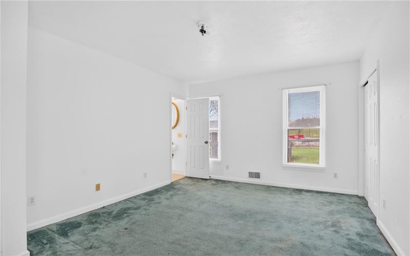 15 Main St, Taylorstown, 15365, 2 Bedrooms Bedrooms, 7 Rooms Rooms,2.1 BathroomsBathrooms,Residential,For Sale,Main St,1745249
