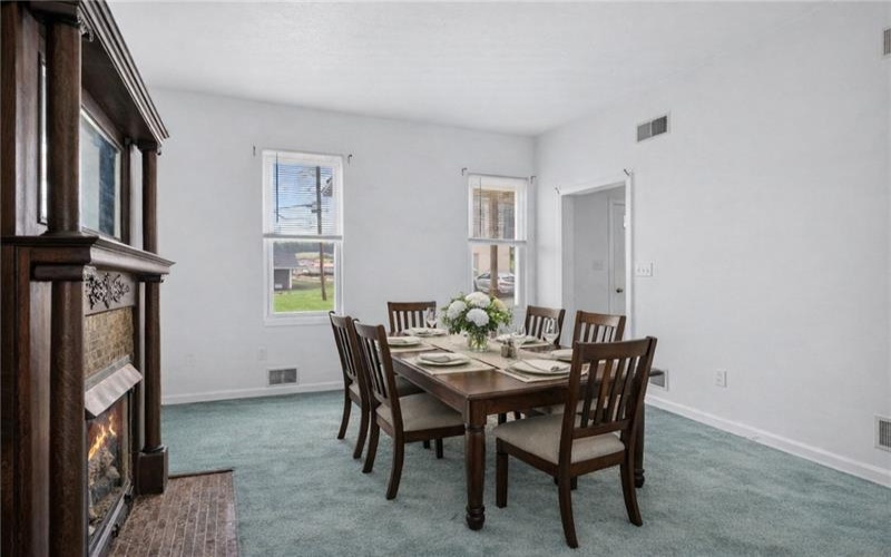 15 Main St, Taylorstown, 15365, 2 Bedrooms Bedrooms, 7 Rooms Rooms,2.1 BathroomsBathrooms,Residential,For Sale,Main St,1745249