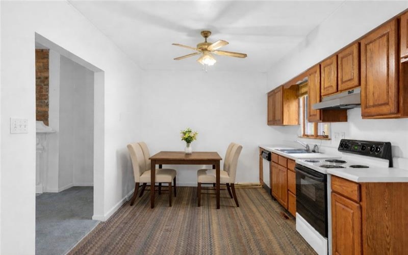 15 Main St, Taylorstown, 15365, 2 Bedrooms Bedrooms, 7 Rooms Rooms,2.1 BathroomsBathrooms,Residential,For Sale,Main St,1745249