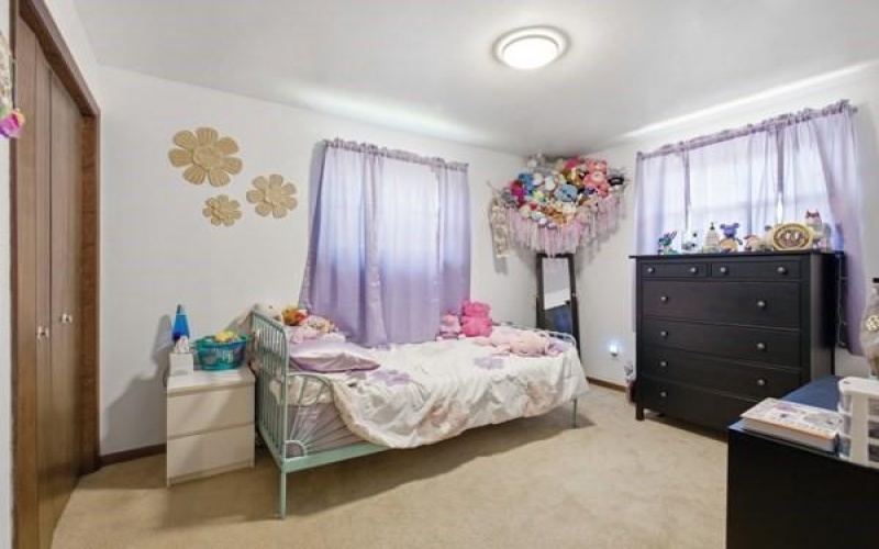 25 Liberty Ave, Burgettstown, 15021, 3 Bedrooms Bedrooms, ,2 BathroomsBathrooms,Residential,For Sale,Liberty Ave,1766077